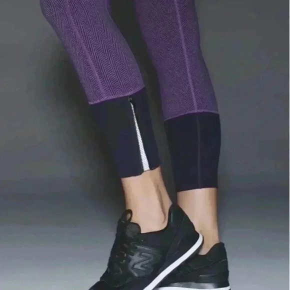 Lululemon Rebel Runner Crop Herringbone Purple 4 - Picture 5 of 12